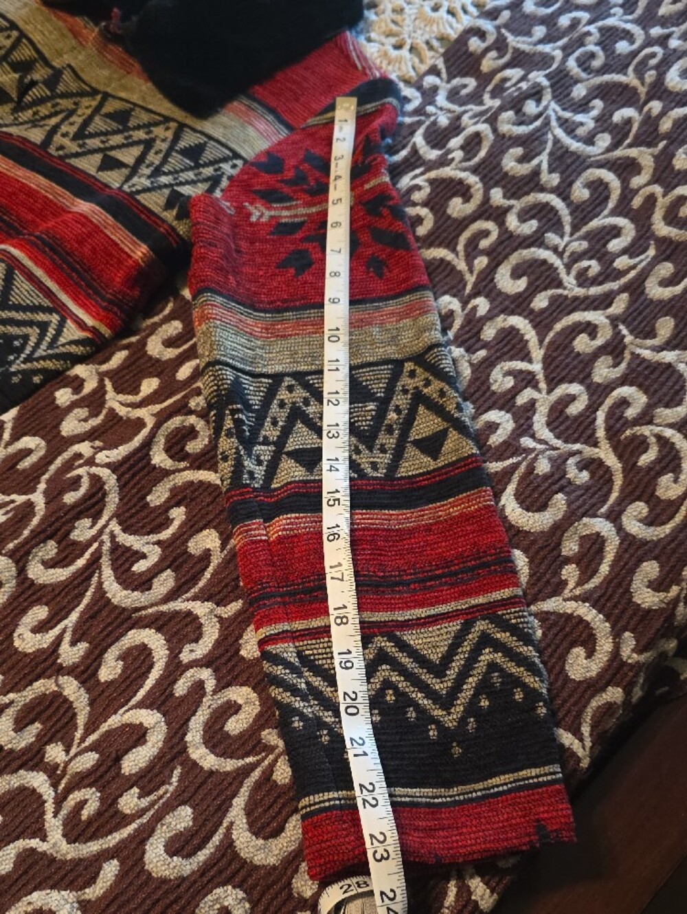 New FrontierWomen’s Red Patterned Long Duster Coat with Faux Fur Collar - Picture 5 of 11